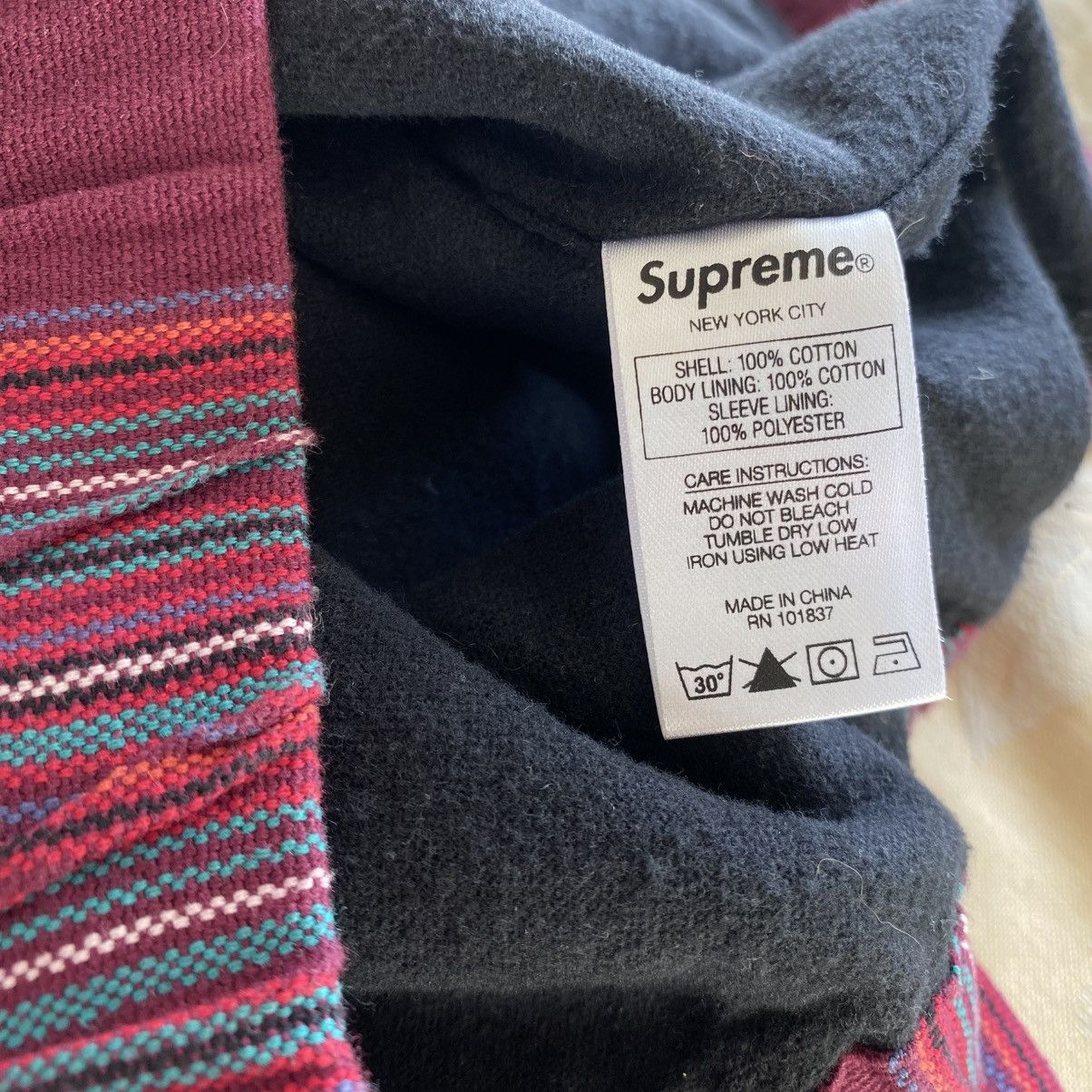 Supreme Supreme Woven Striped Batik Jacket Purple 2018 Vintage Size US L / EU 52-54 / 3 - 7 Thumbnail