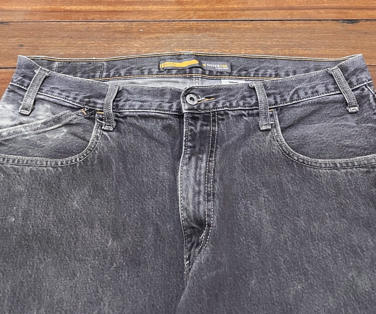 Levi's Very Rare Vintage Brand Levis SilverTab Baggy Jeans 2000s Size US 36 / EU 52 - 3 Thumbnail