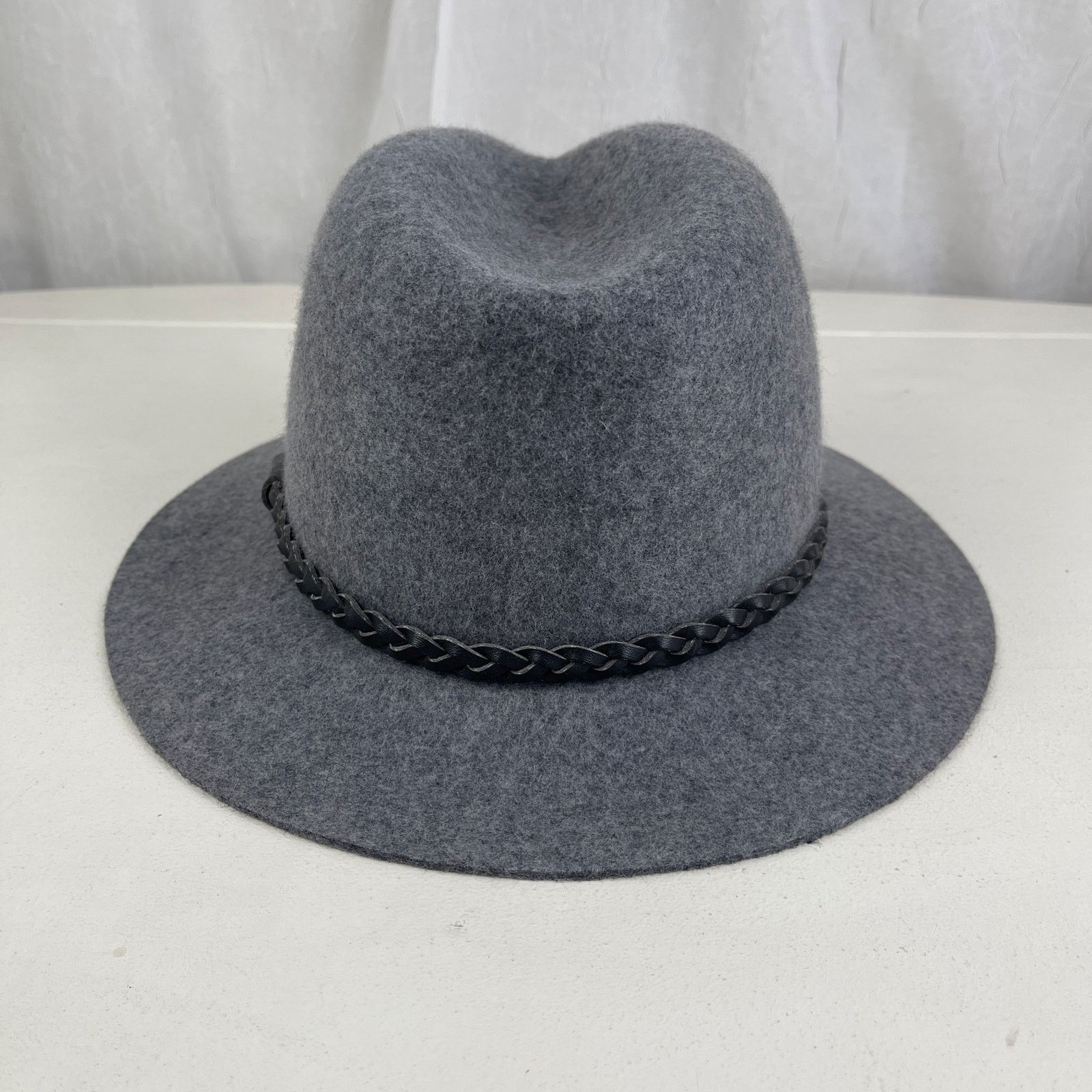Forever 21 Grey Felt Fedora Hat Short Brim Black Faux Leather Band Size ONE SIZE - 5 Thumbnail