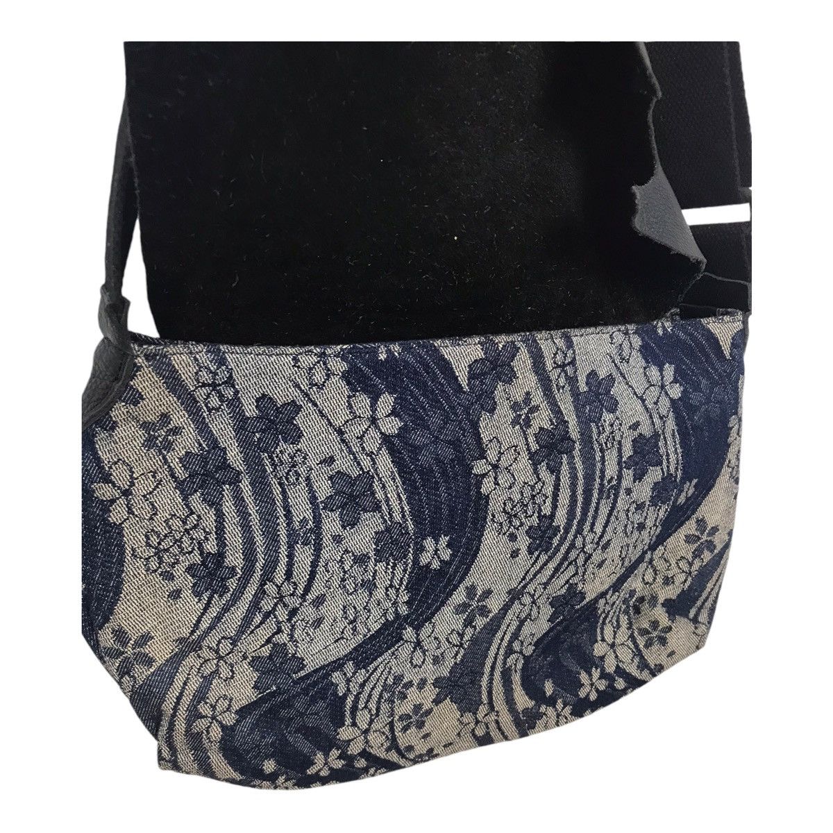 Japanese Brand Japanese Kara Kuri Shiko Tamashi Denim Sling Bag Size ONE SIZE - 3 Thumbnail
