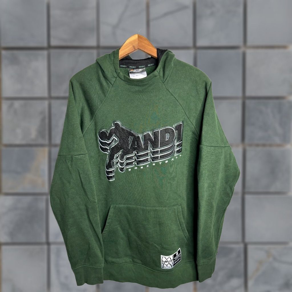 Vintage AND1 Hoodie Mens Size M Green Pullover Hooded Basketball City College Sports Pockets Logo Vintage: No 8/10 Size US M / EU 48-50 / 2 - 1 Thumbnail