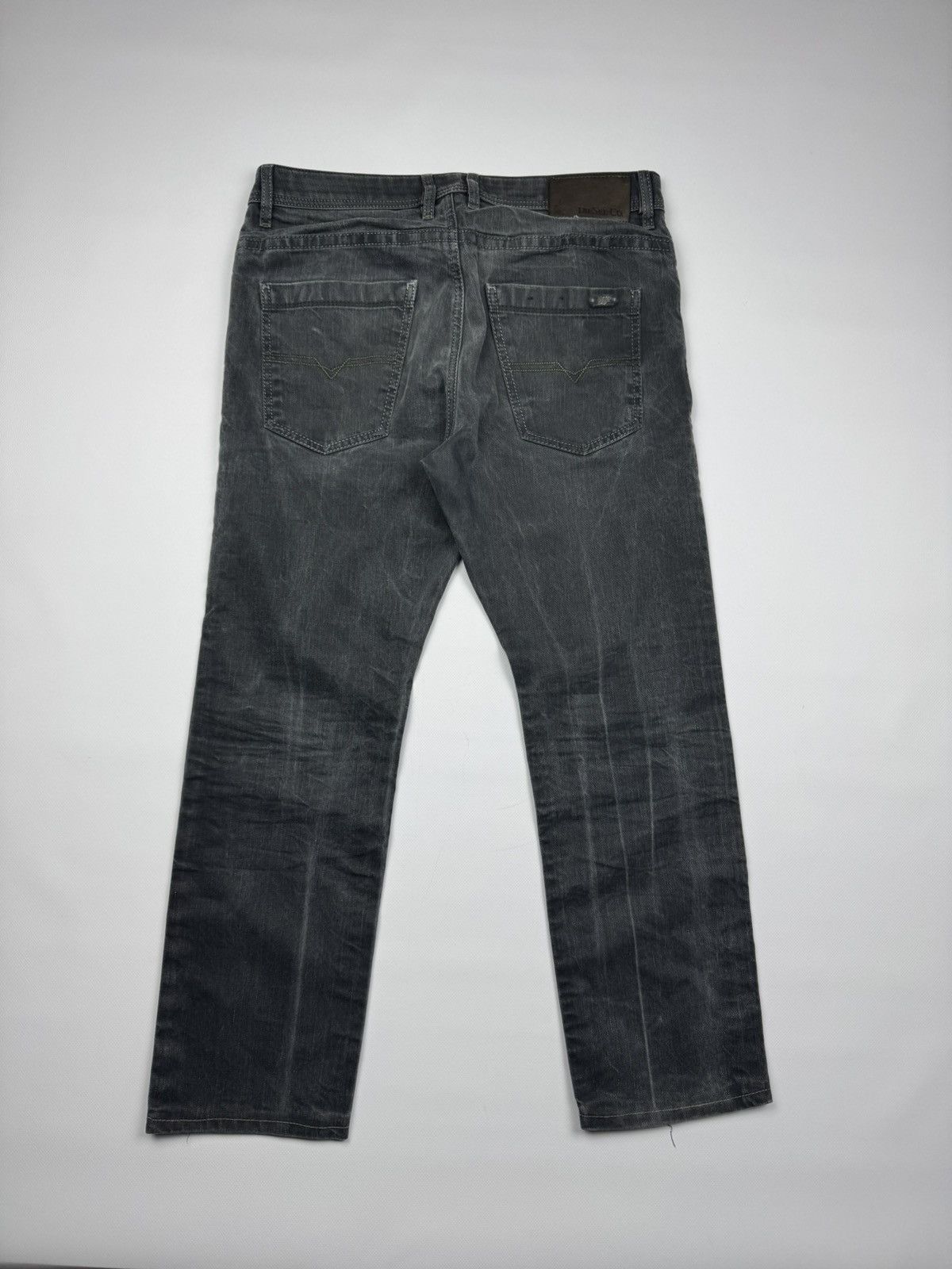 Diesel Vintage Diesel Braddom Washed Straight Fit Men's Jeans Size US 33 - 1 Thumbnail