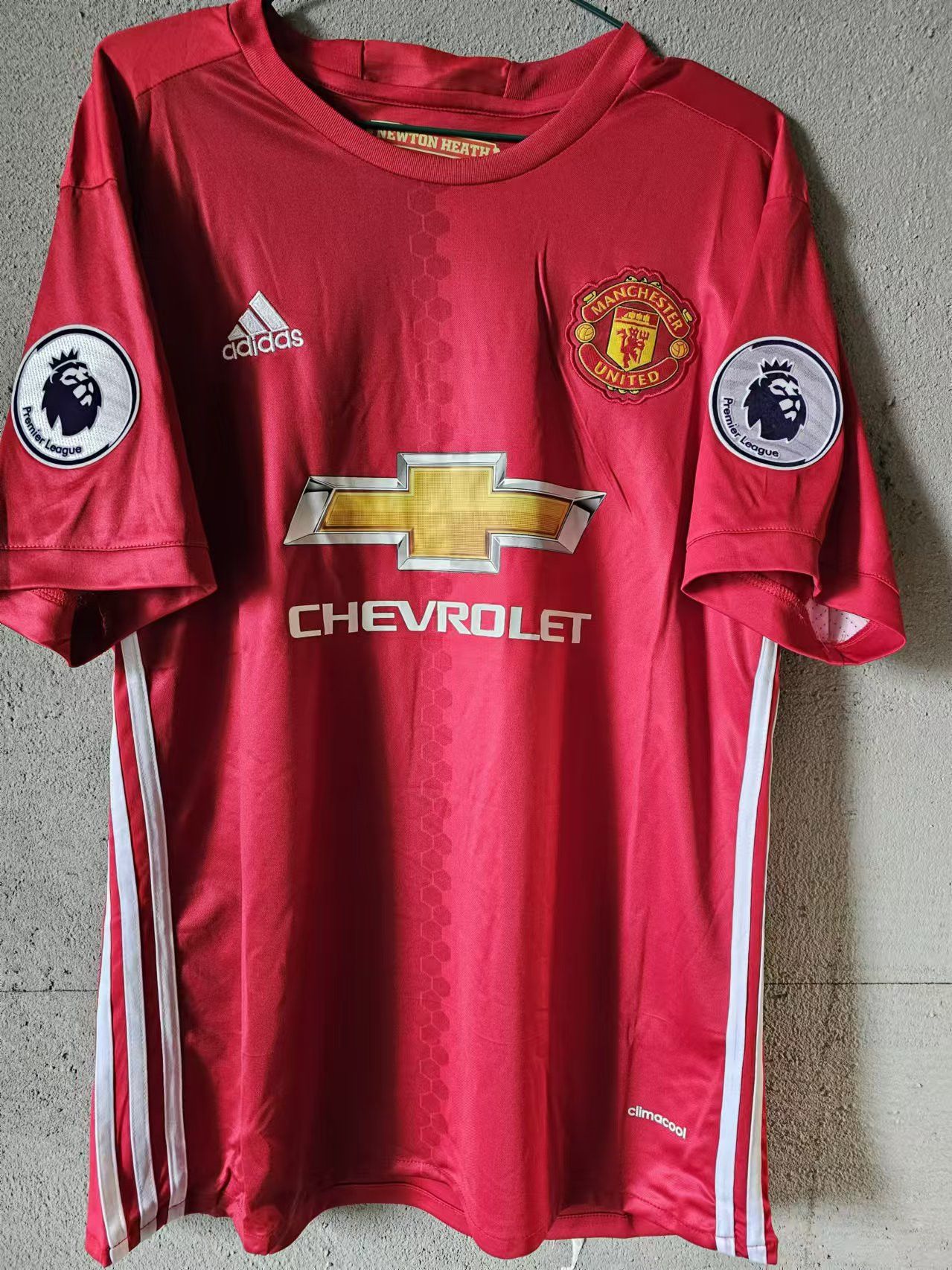 Other 2016 17 MUFC 9 Ibrahimović Jersey Home L Size US L / EU 52-54 / 3 - 2 Thumbnail