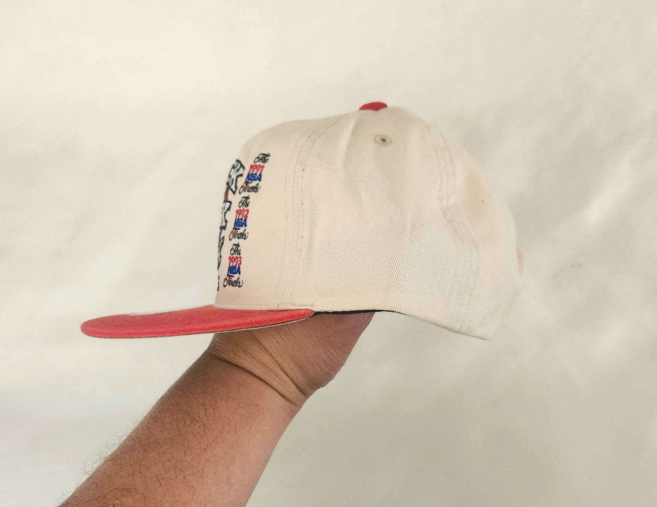 Mitchell & Ness Mitchell & Ness Chicago Bulls Back To Back 91-93 Champs Size ONE SIZE - 3 Thumbnail