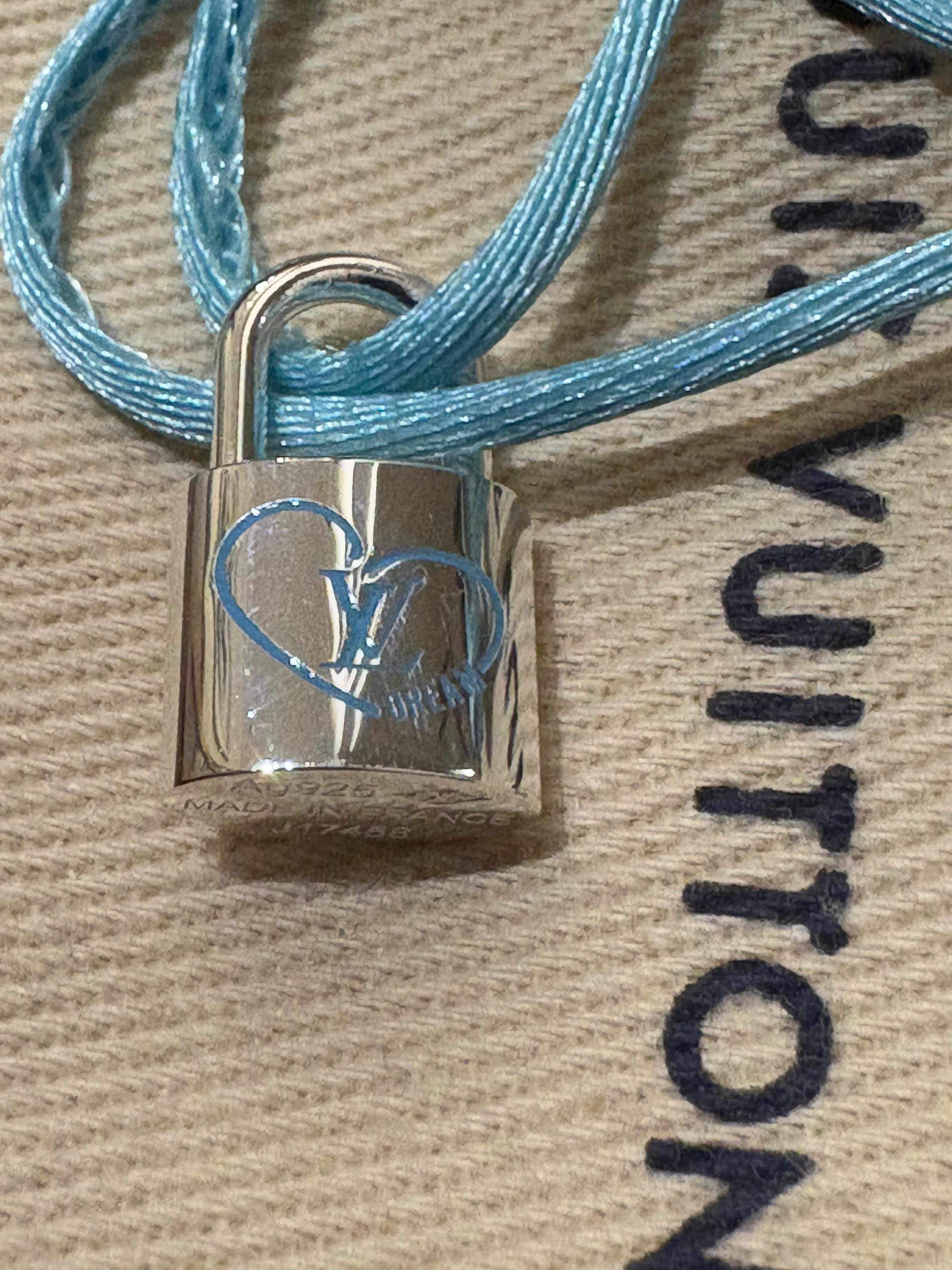 Louis Vuitton Silver Lockit x Felix Bracelet, Sterling Silver, Blue Size ONE SIZE - 3 Thumbnail