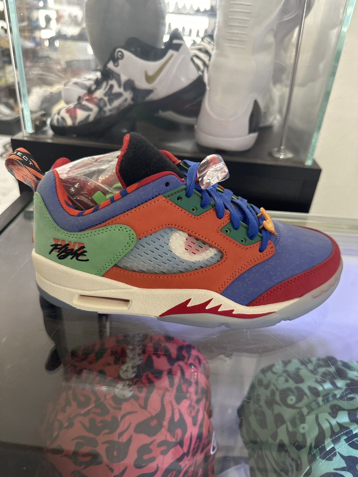 Jordan Retro Low Doernbecher Michael Take Flight”