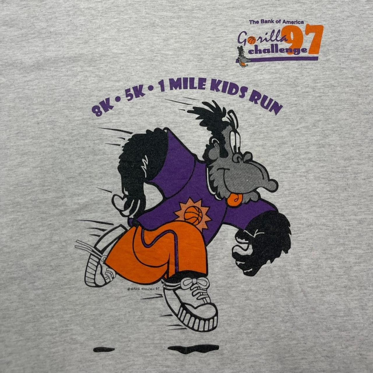 NBA × Vintage Vintage Phoenix Suns The Gorilla Marathon T-Shirt Size US XL / EU 56 / 4 - 4 Thumbnail