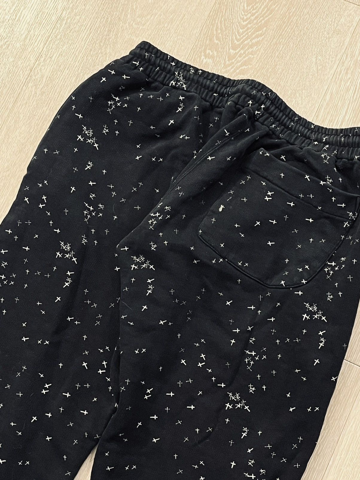 Undercover AW02 Witches Cell Division Black Cross Sweatpants Size US 32 / EU 48 - 5 Thumbnail