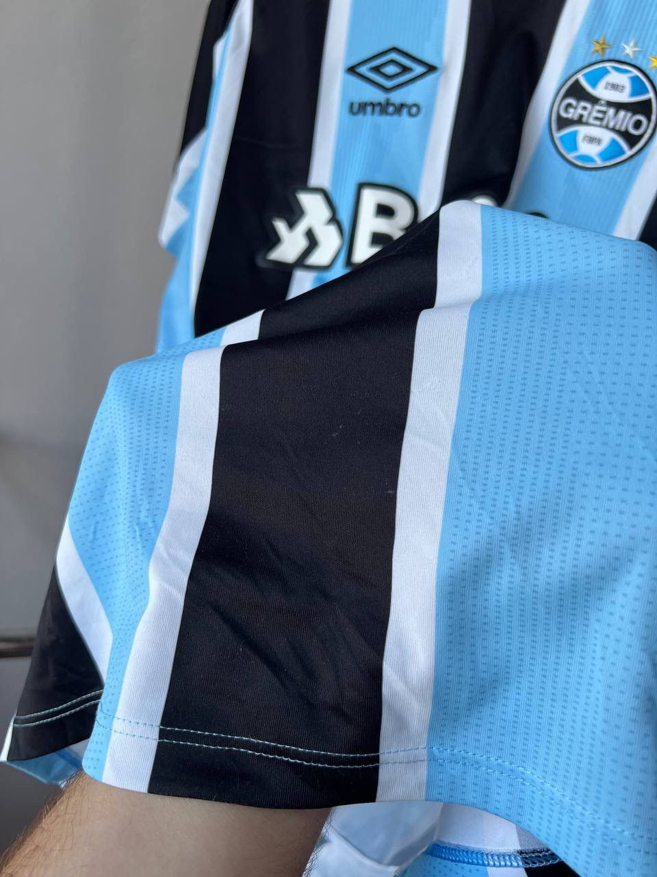 Umbro 2021/22 GREMIO FC HOME RARE SOCCER JERSEY SHIRT UMBRO SZ XL Size US XL / EU 56 / 4 - 11 Thumbnail