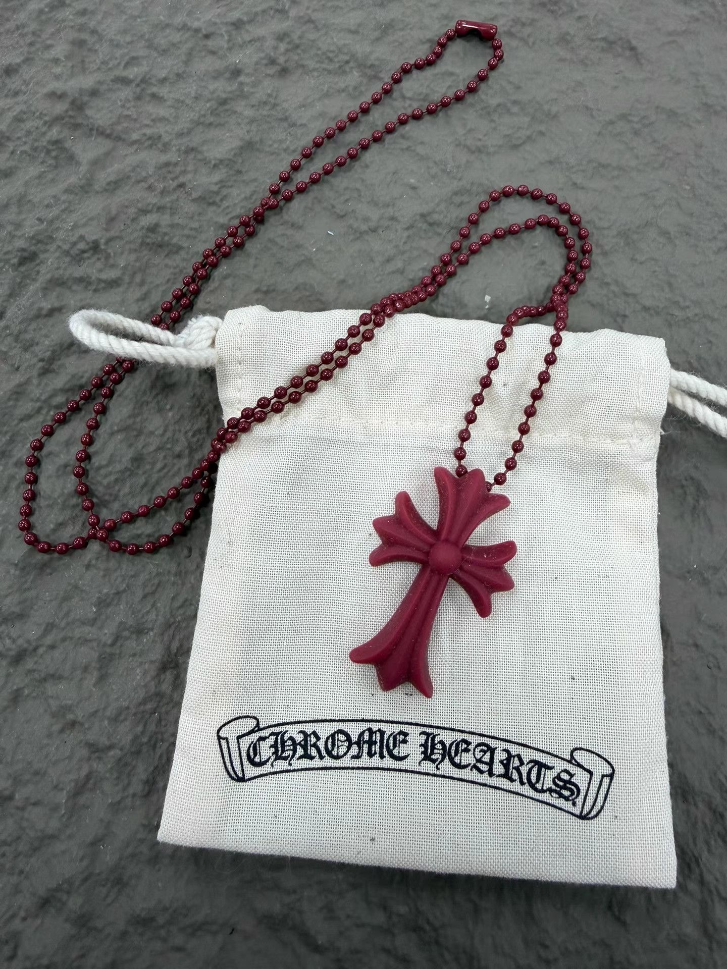 Chrome Hearts Chrome Hearts Burgundy Resin Cross Pendant (Medium) Size ONE SIZE - 1 Thumbnail