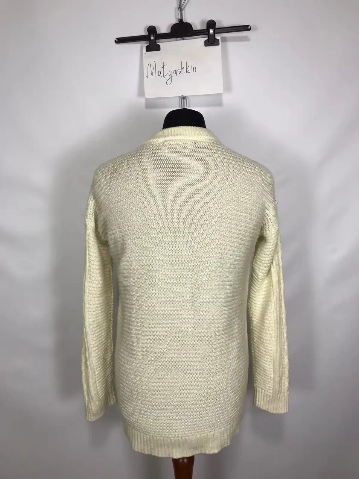 Uniqlo Uniqlo crew neck knit sweater size S Size US S / EU 44-46 / 1 - 2 Thumbnail