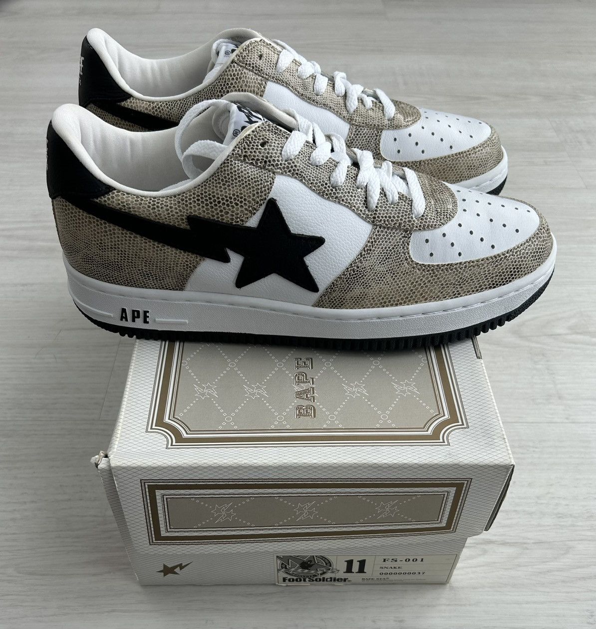 Bape VERY RARE OG 2001 A BATHING APE SNAKESKIN BAPESTA Size US 11 / EU 44 - 7 Thumbnail