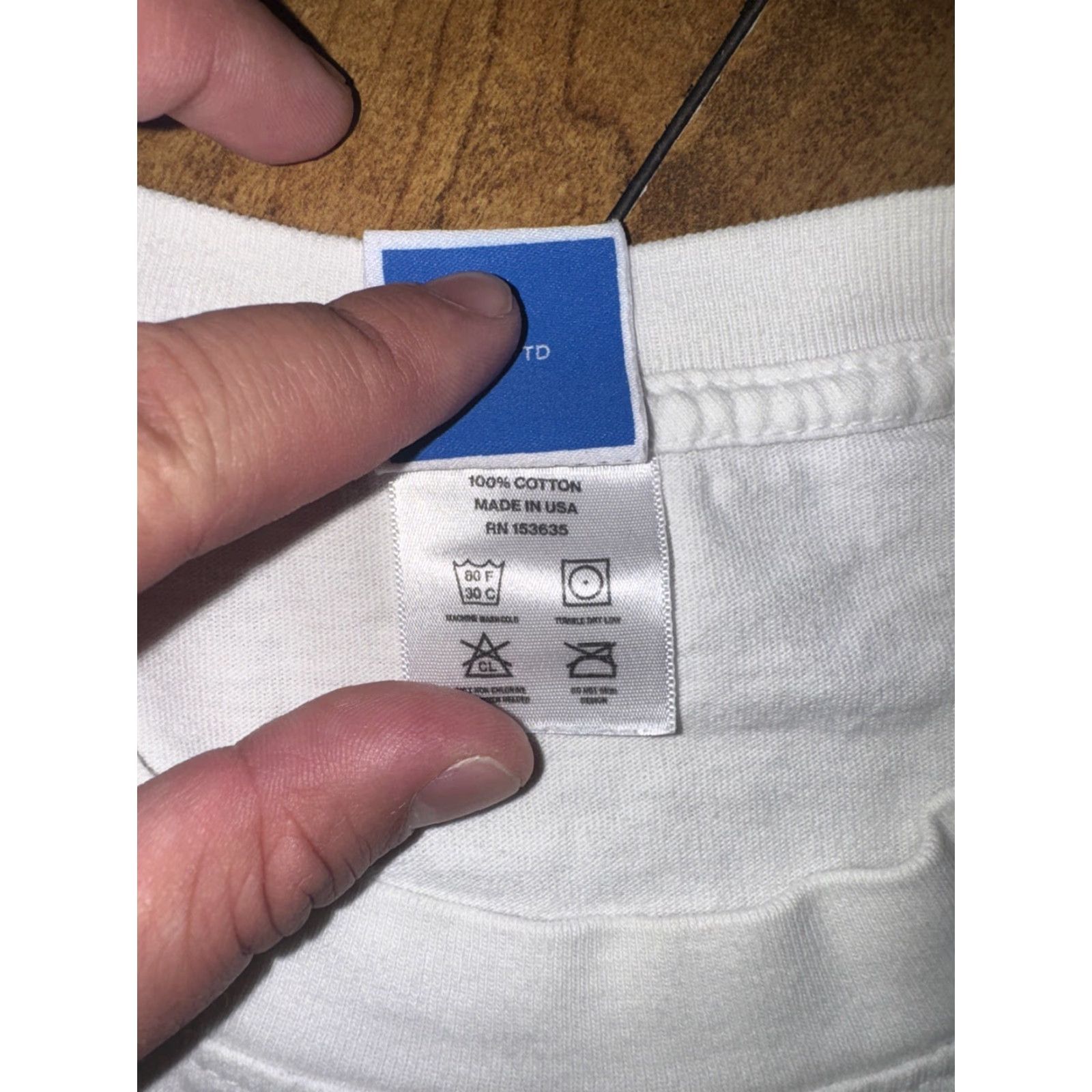 Undefeated VINTAGE Undefeated T-Shirt Mens Small White 19x25 shirts graphic Size US S / EU 44-46 / 1 - 7 Thumbnail