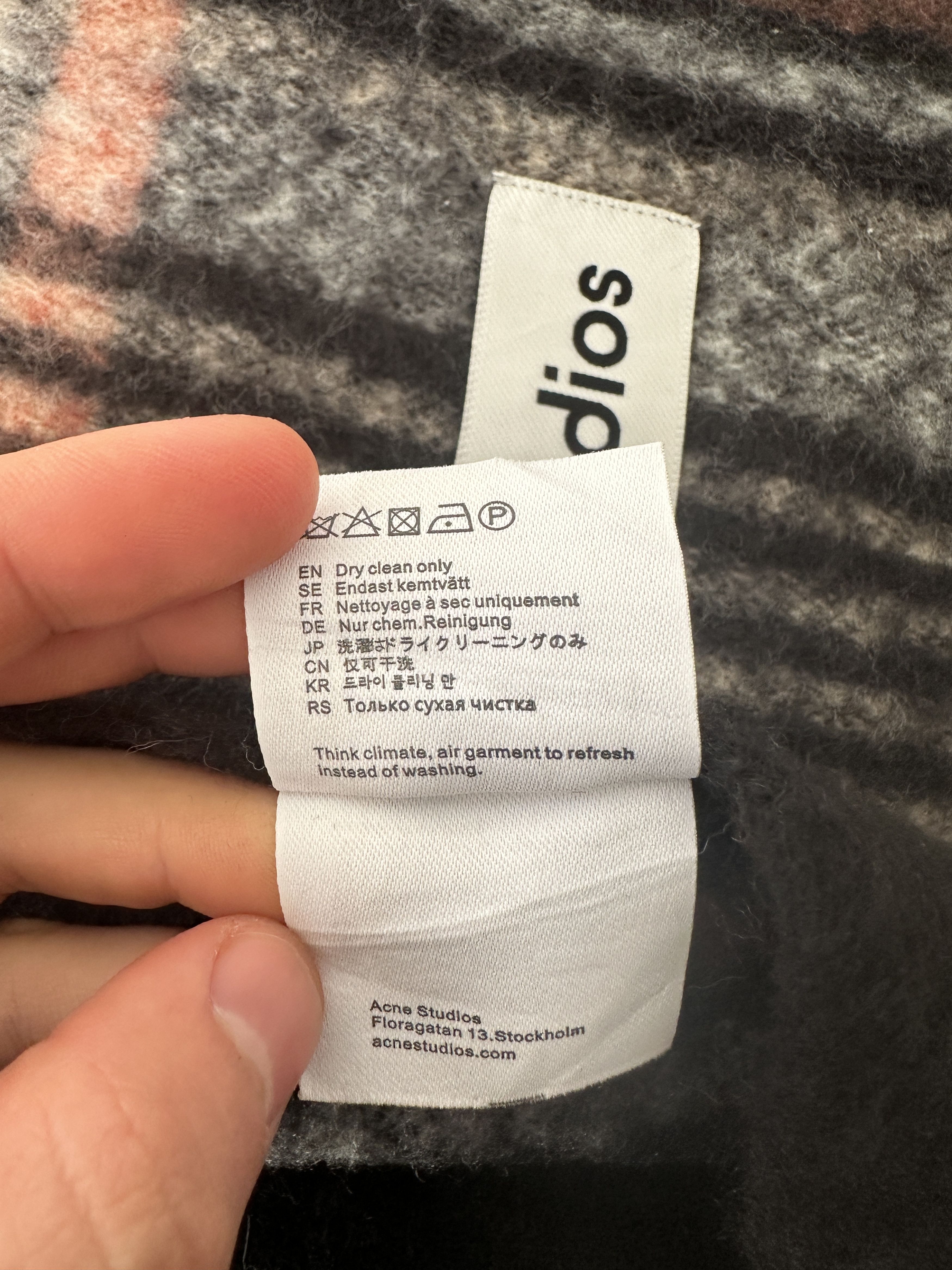 Acne Studios Acne Studios Multicolor Oversized Scarf Fringe Italy Size ONE SIZE - 6 Thumbnail