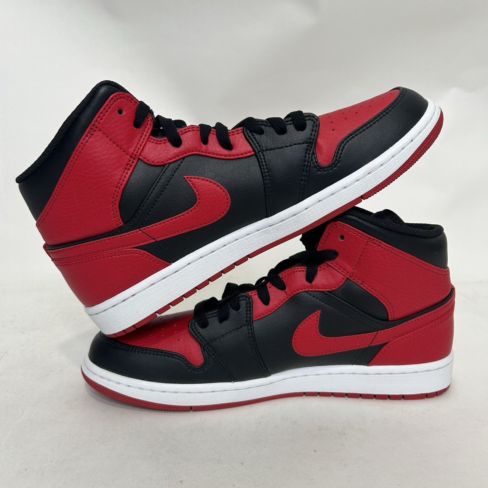 Jordan Brand Nike Air Jordan 1 Mid Retro “Banned/Black Red White” Size US 11 / EU 44 - 2 Thumbnail