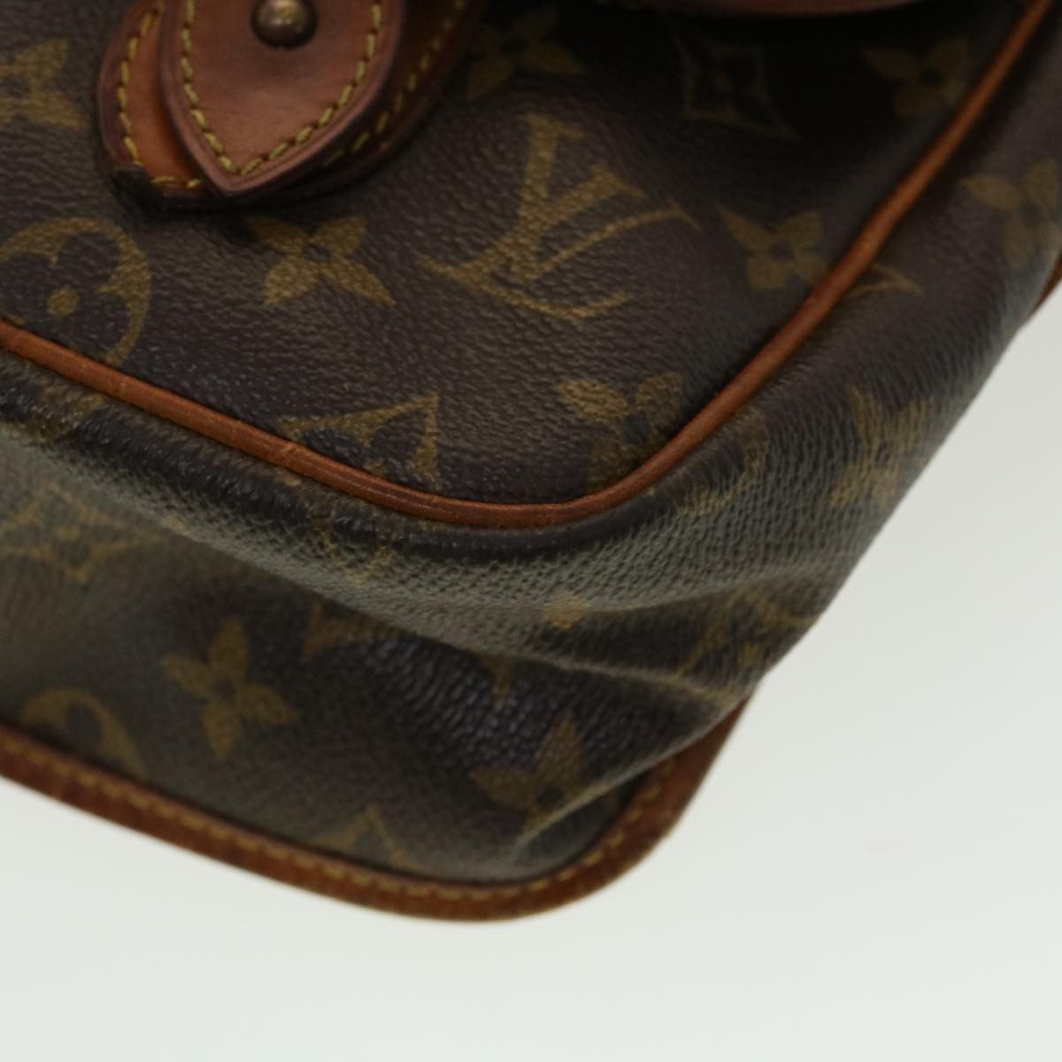 Louis Vuitton LOUIS VUITTON Monogram Gibeciere MM Shoulder Bag M42247 Size ONE SIZE - 15 Thumbnail