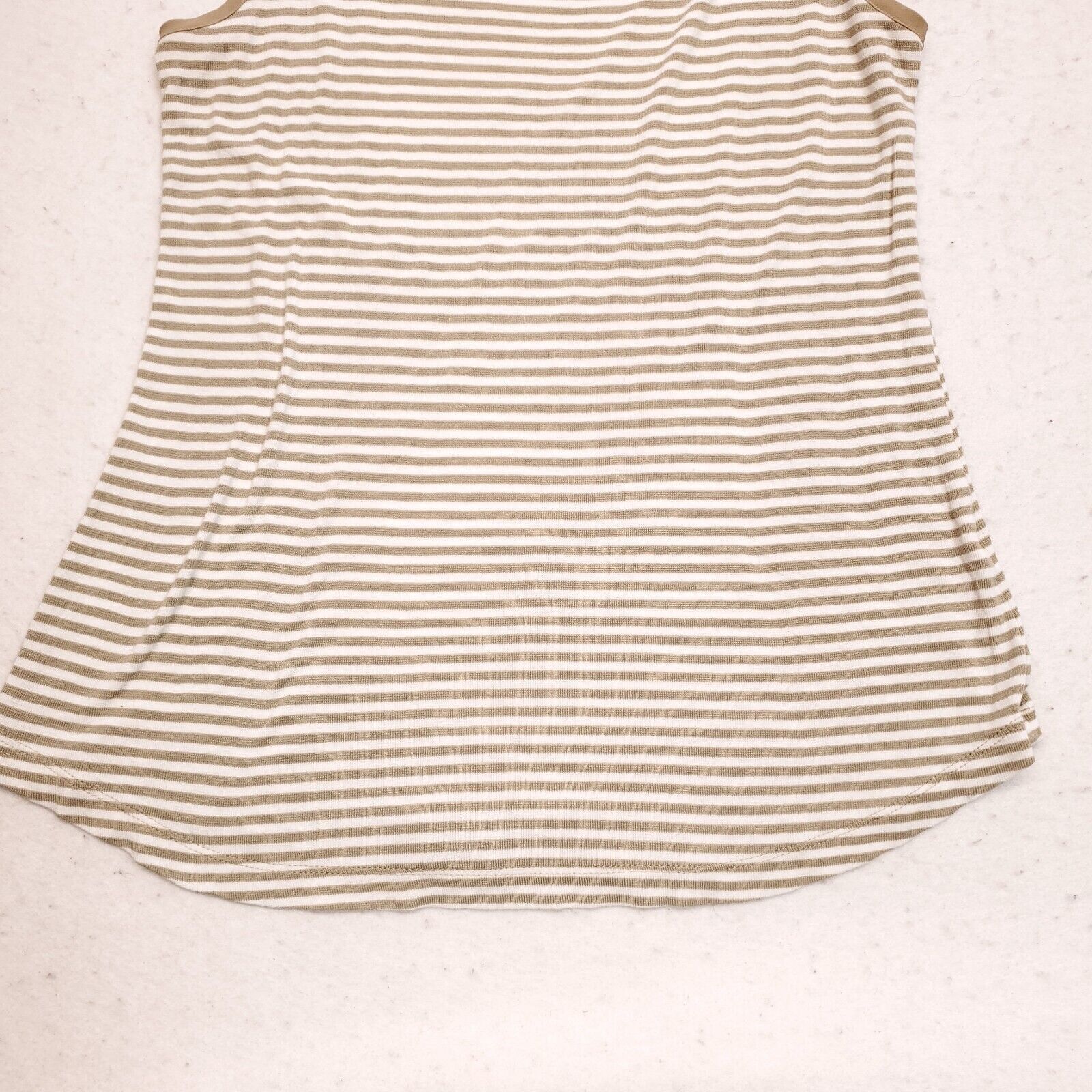 Banana Republic Banana Republic Tank Top Shirt Womens Size Small Beige White Size S / US 4 / IT 40 - 6 Thumbnail
