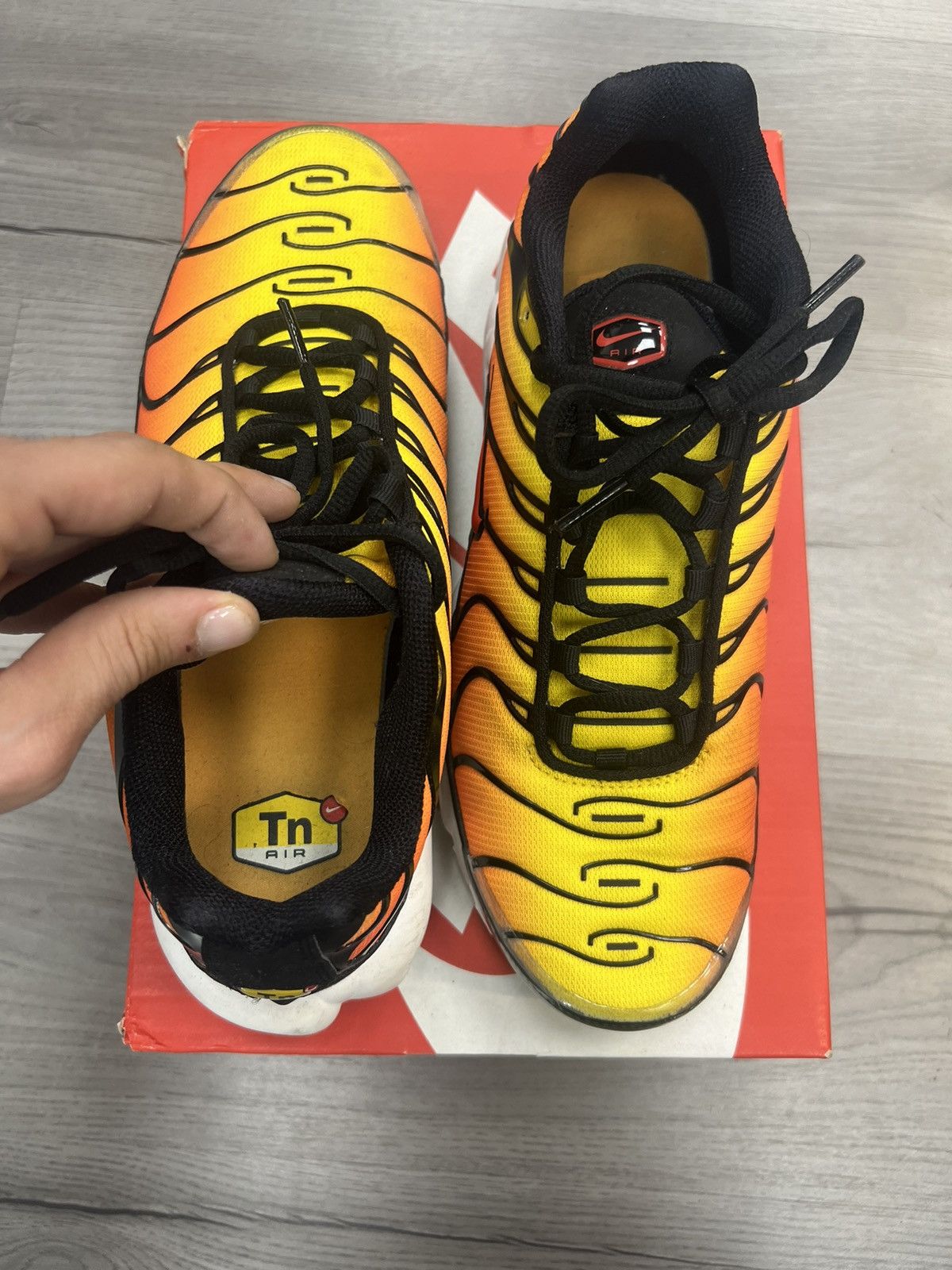 Nike Nike Air Max Plus Sunset Size US 9 / EU 42 - 7 Thumbnail