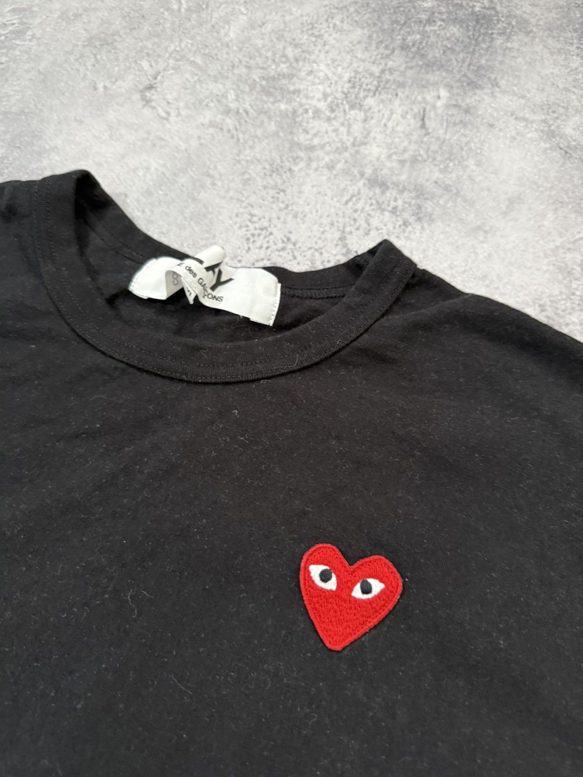 Comme des Garcons Comme Des Garçons Play Tee Size US XXL / EU 58 / 5 - 2 Thumbnail