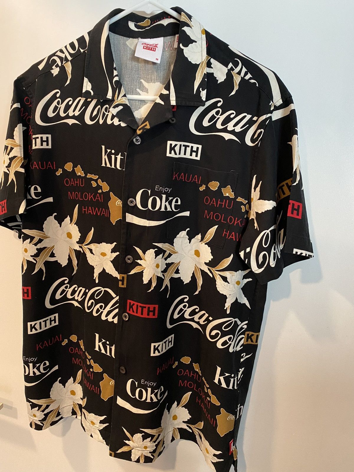 Coca Cola × Kith Kith x Coca-Cola Hawaiian Camp Button Up Size US M / EU 48-50 / 2 - 1 Thumbnail