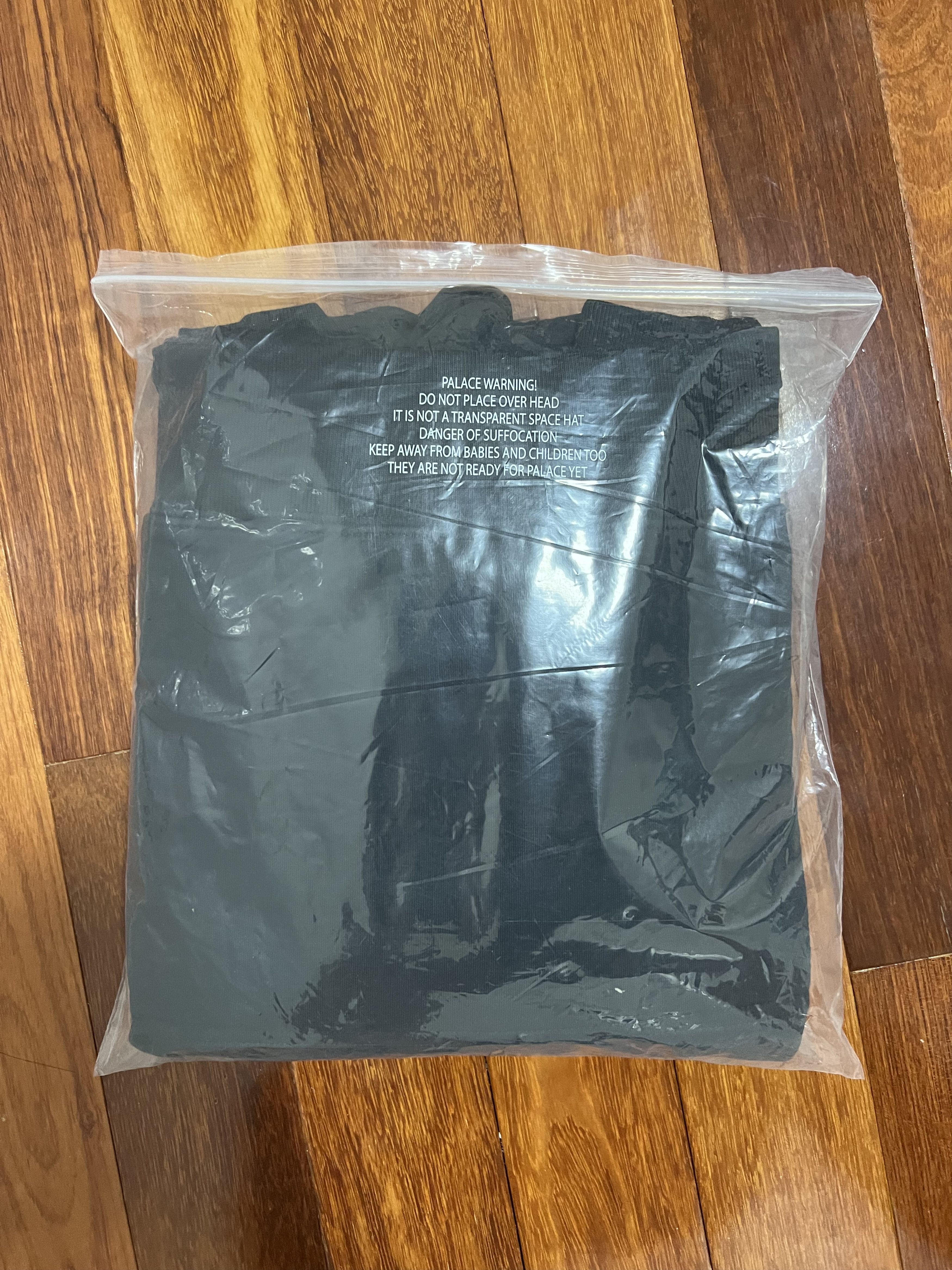 Palace 💚 2019 Palace Fat Pee Hoodie Black Medium NEW Size US M / EU 48-50 / 2 - 12 Thumbnail