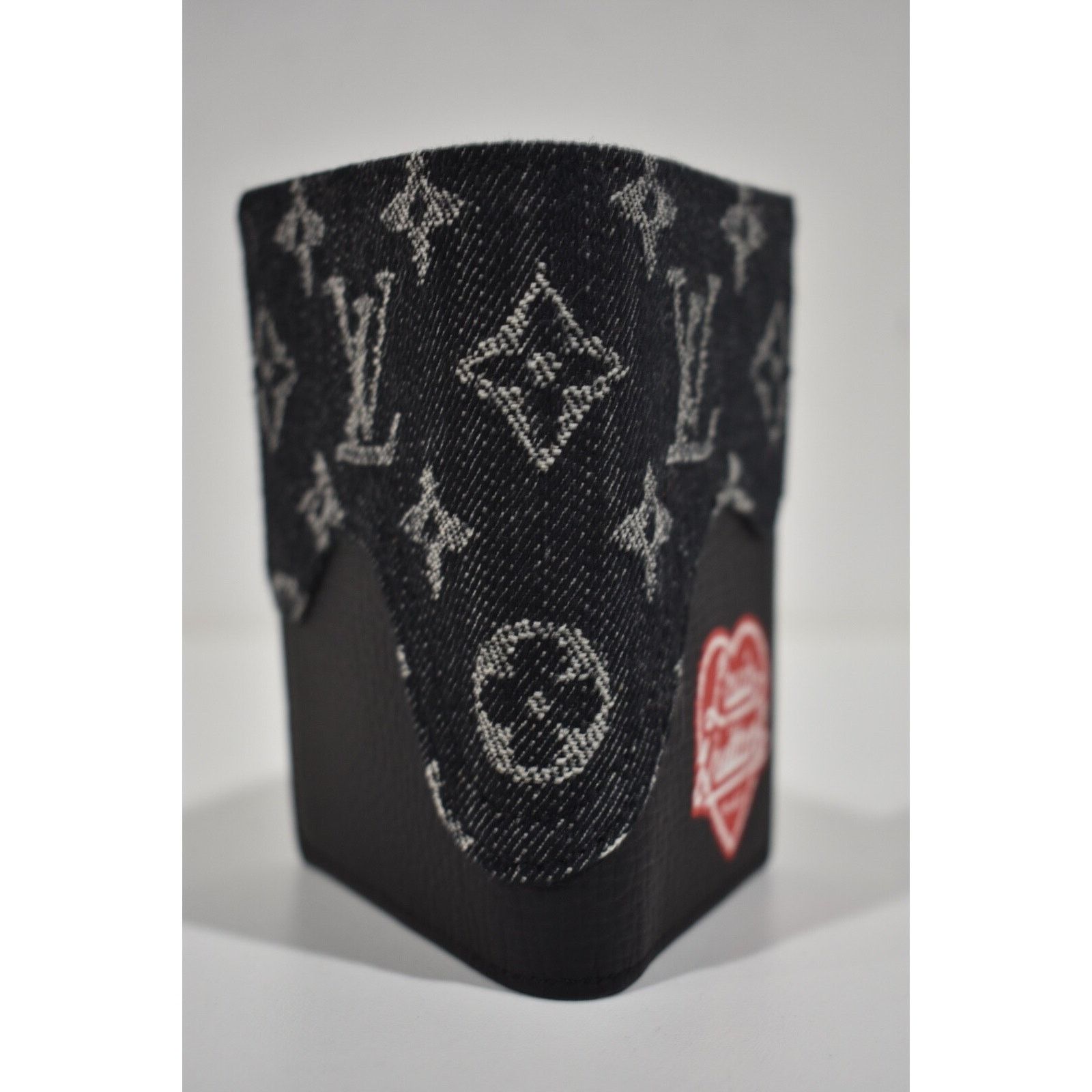 Louis Vuitton Louis Vuitton White Red Heart Pocket Organizer Wallet Size ONE SIZE - 4 Thumbnail