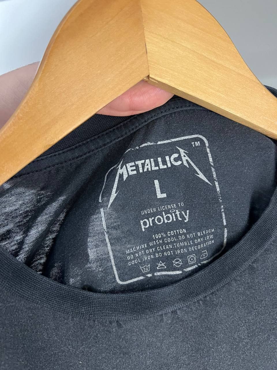 Band Tees VINTAGE METALLICA WORLD TOUR ROCK T-SHIRT METAL Y2K 90s Size US L / EU 52-54 / 3 - 8 Thumbnail
