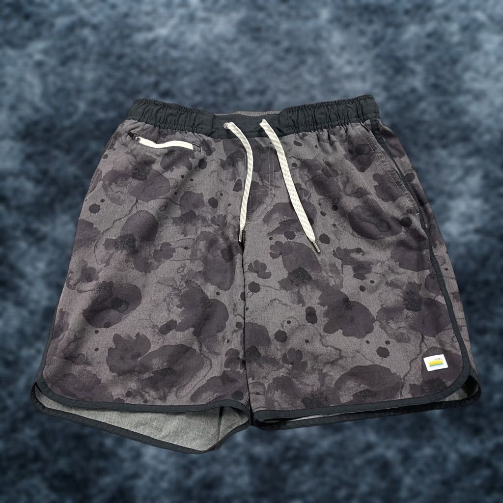 Vuori Vuori Shorts Mens Small Gray Banks Short 8 Inch Inseam Gym V330 Size US 29 - 1 Thumbnail