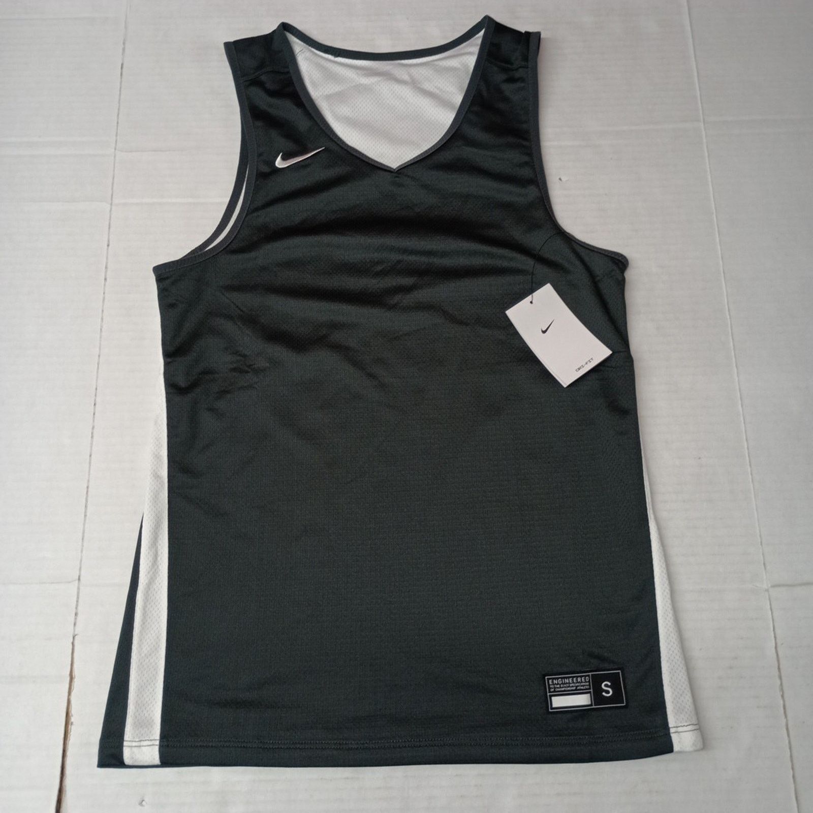 Nike Nike Engineered Reversible Basketball Jersey Men's S Gray Size US S / EU 44-46 / 1 - 1 Thumbnail