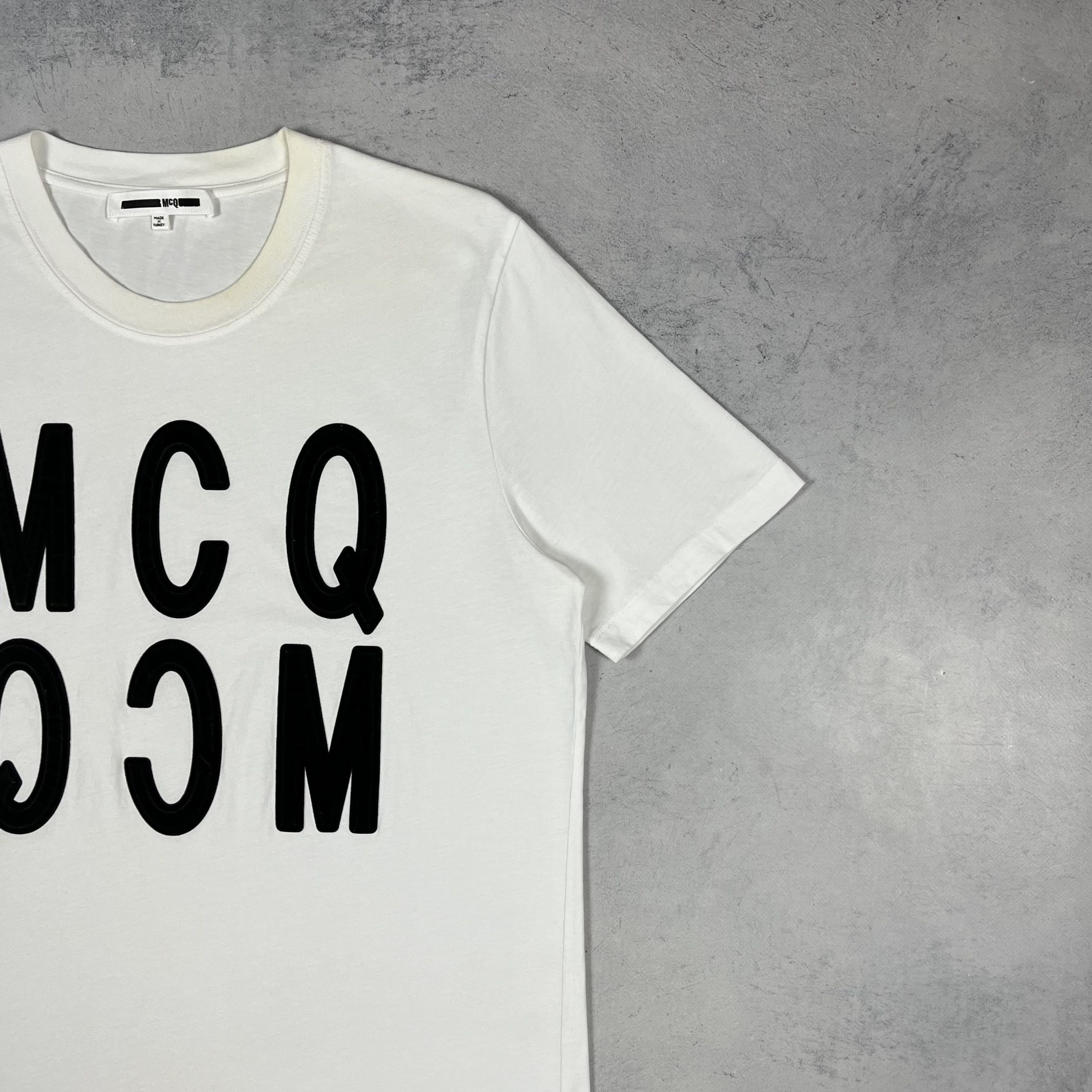 Alexander McQueen Designer Alexander McQueen MCQ Big Logo T Shirt Size US L / EU 52-54 / 3 - 2 Thumbnail