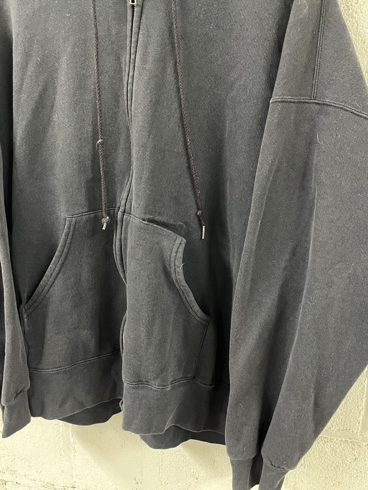 Russell Athletic Black zip up hoodie 90s heavy cotton boxy, fit grunge opium Size US XL / EU 56 / 4 - 3 Thumbnail