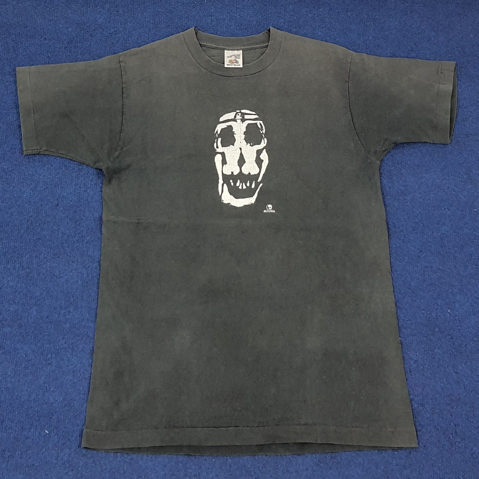 Vintage Vintage Skates Skateboards Naked Streetwear Tshirt Size US M / EU 48-50 / 2 - 1 Thumbnail