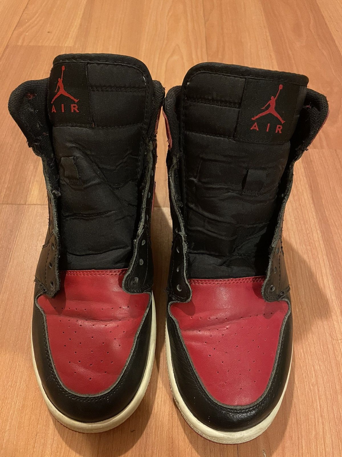 Jordan Brand Jordan 1 Bred Size US 7 / EU 40 - 2 Thumbnail