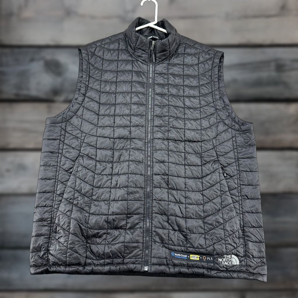 The North Face The North Face Vest Men XL Black Quilted Thermoball Eco Hiking Fashion Brand Logo Size US XL / EU 56 / 4 - 1 Thumbnail