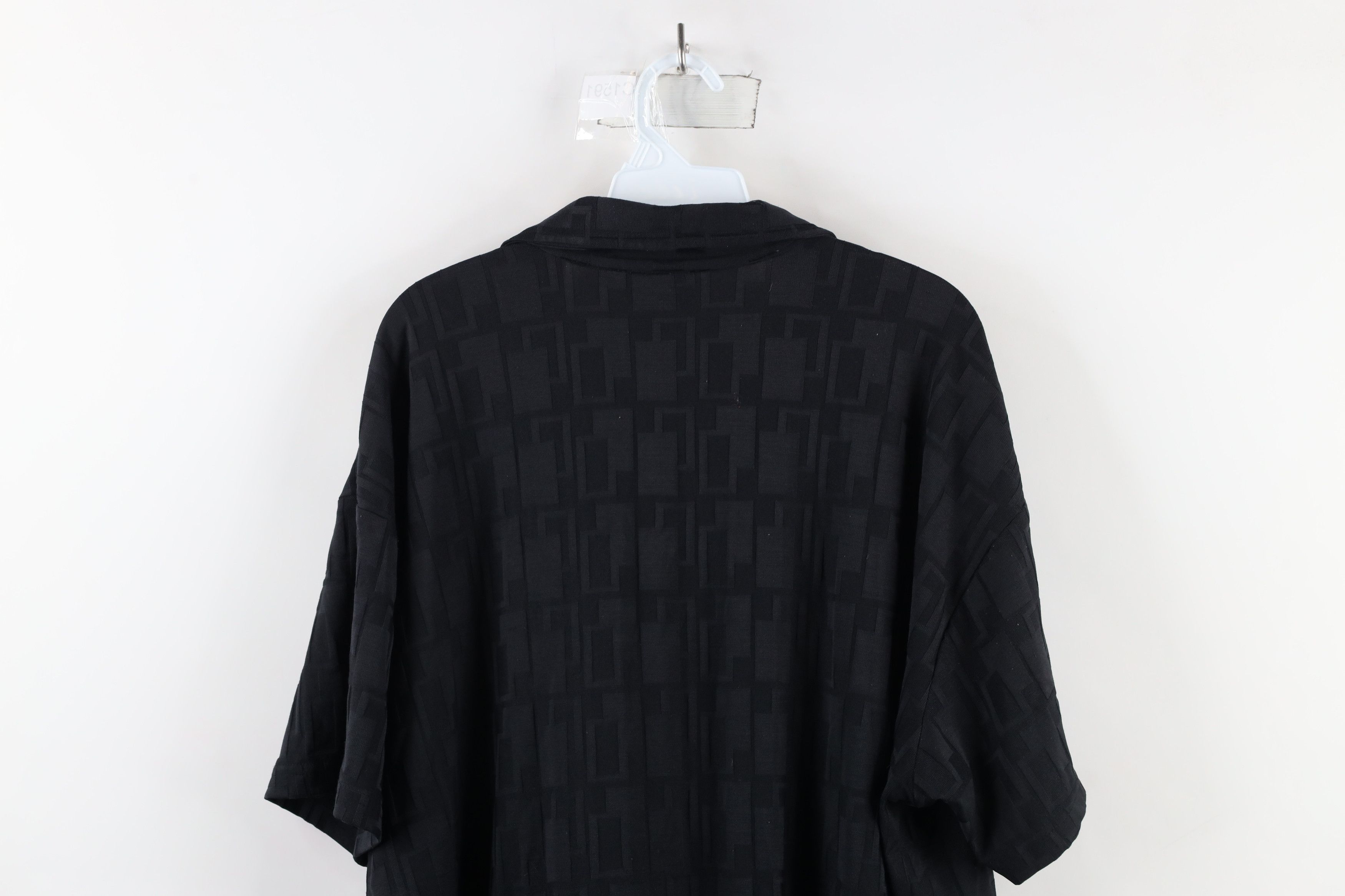Vintage Vintage 90s Streetwear Knit Short Sleeve Button Shirt USA Size US XXL / EU 58 / 5 - 9 Thumbnail