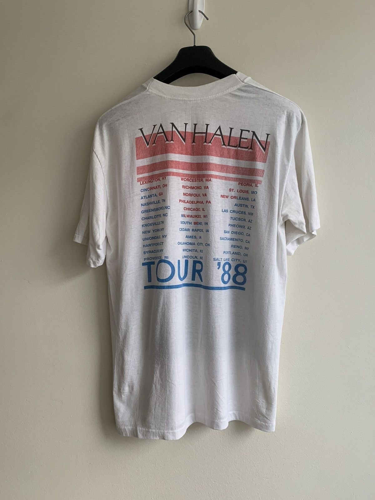 Band Tees Vintage 1988 Van Halen ‘Summer ‘88’ Tour Shirt Size US M / EU 48-50 / 2 - 2 Thumbnail