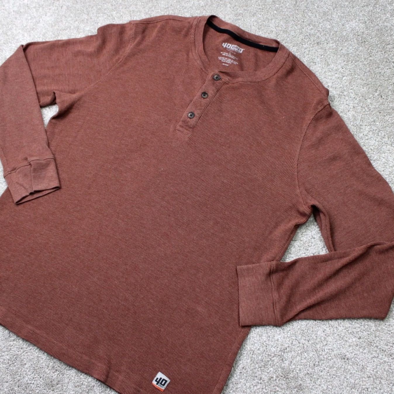 Vintage Duluth 40 Grit Mens Large Brown Thermal Henley Shirt Long Sleeve Waffle Knit Cotton Polyester Henley Thermal 2020-2029 Regular Mens Size US L / EU 52-54 / 3 - 3 Thumbnail
