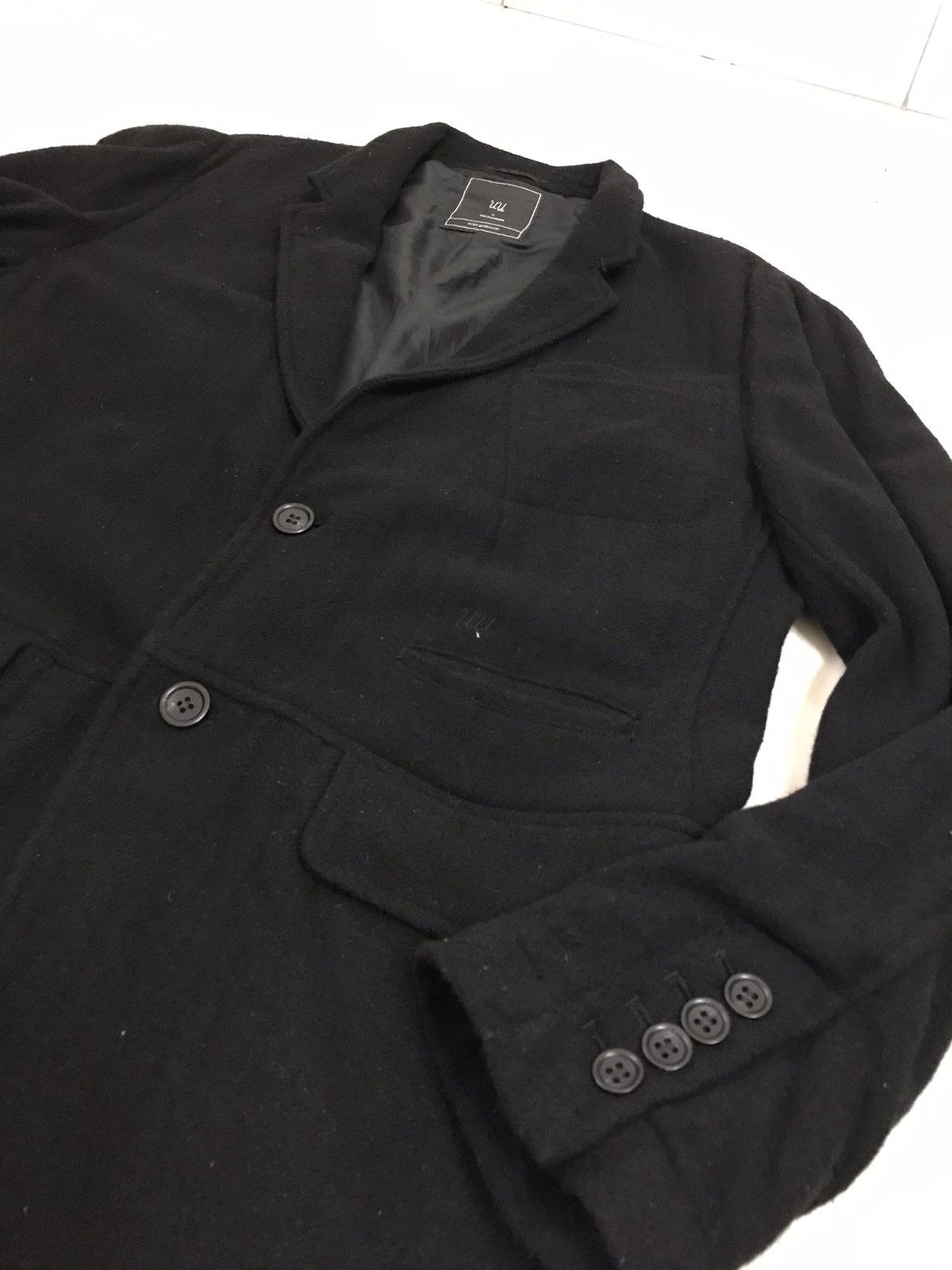 Jun Takahashi Undercover Jun Takahashi X Uniqlo Black Wool Coat jacket Size US L / EU 52-54 / 3 - 3 Thumbnail