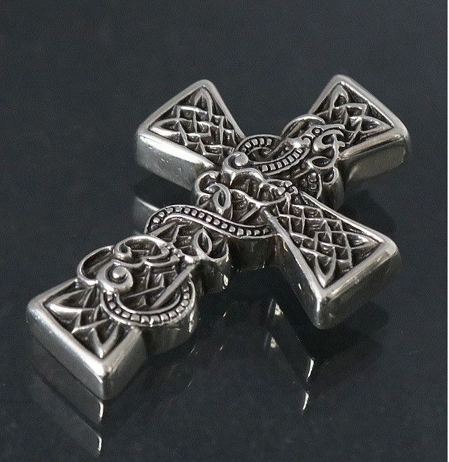 Chrome hearts Celtic cross トップ　ペンダント Celtic Cross Pendant Silver Necklace Charm - Chrome World JP
