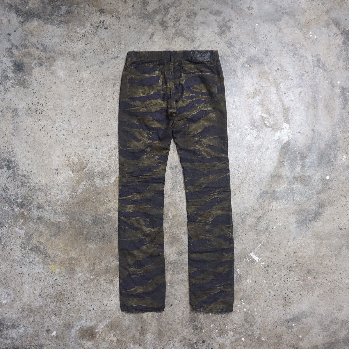 GOSTAR DE FUGA × If Six Was Nine × Le Grande Bleu (L.G.B.) Gostar de FUGA camouflage pant Size US 30 / EU 46 - 12 Thumbnail