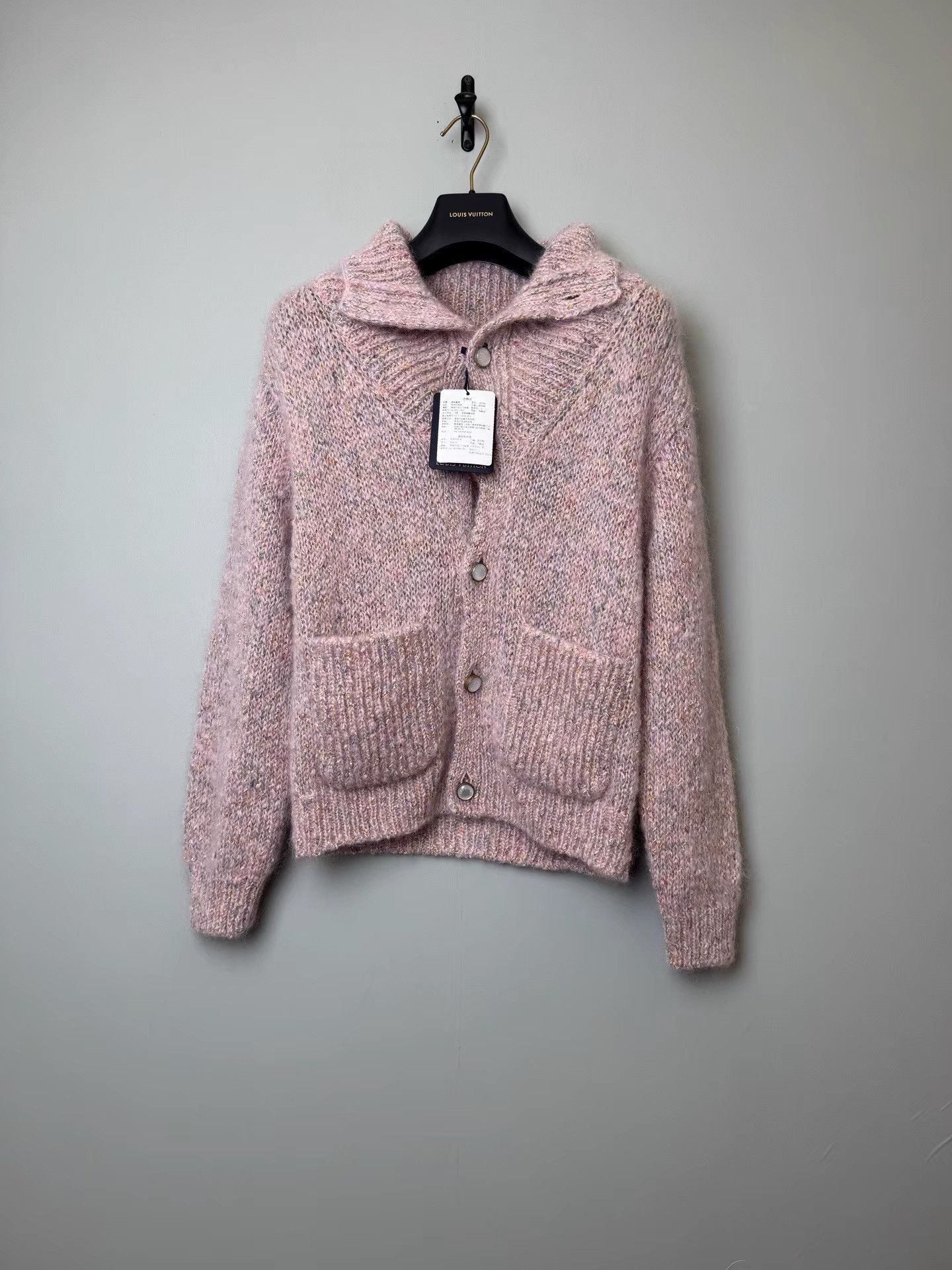 Louis Vuitton Louis Vuitton SS26 Mohair Tweed Lapel Cardigan K36 Size S / US 4 / IT 40 - 1 Thumbnail