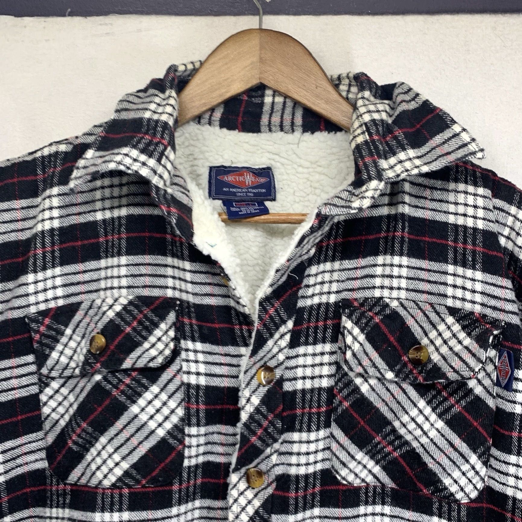 Vintage VINTAGE Men's Sherpa Lined Button Front Plaid Jacket Heavyweight Work Wear Large Size US L / EU 52-54 / 3 - 4 Thumbnail