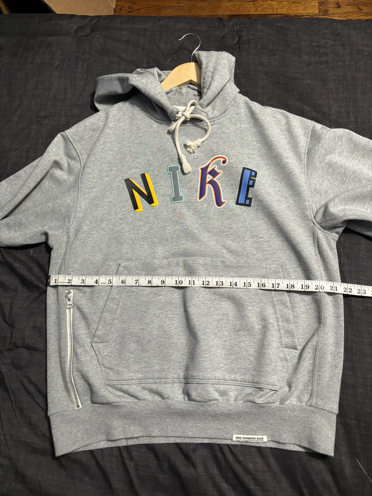 Nike Nike Dri-FIT Standard Issue Hoodie Size US M / EU 48-50 / 2 - 9 Thumbnail