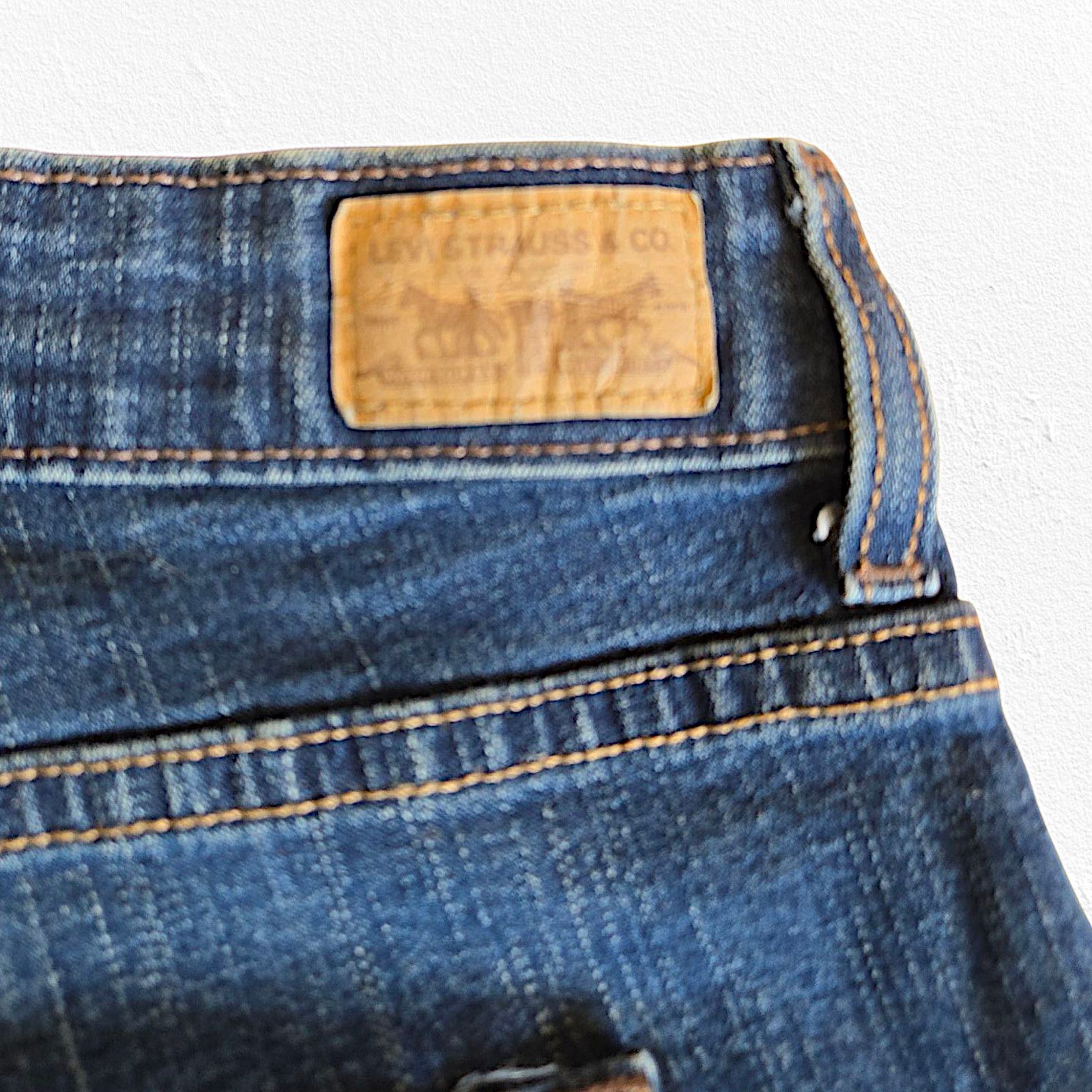 Levi's Levi's 512 Perfectly Shaping Bootcut Jeans Size 12 Size 34" / US 12 / IT 48 - 13 Thumbnail