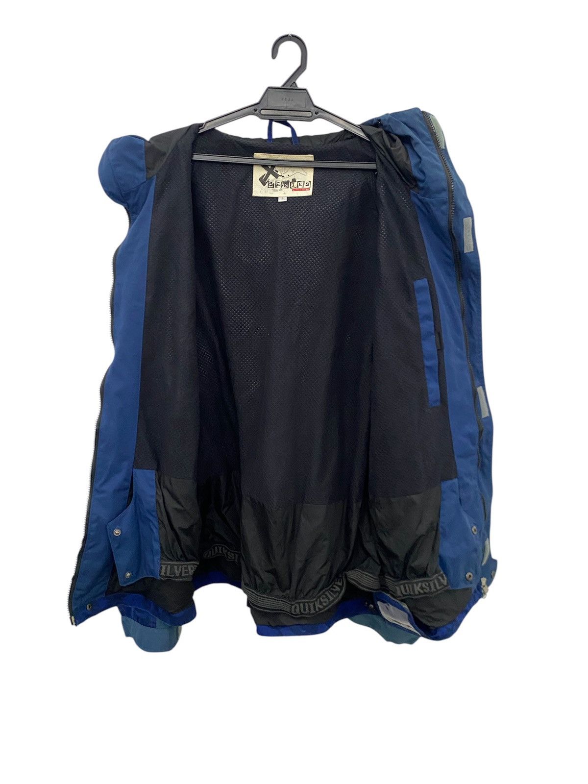 Quiksilver QUIKSILVER CAMOUFLAGE SKI JACKET SIZE L Size US L / EU 52-54 / 3 - 5 Thumbnail