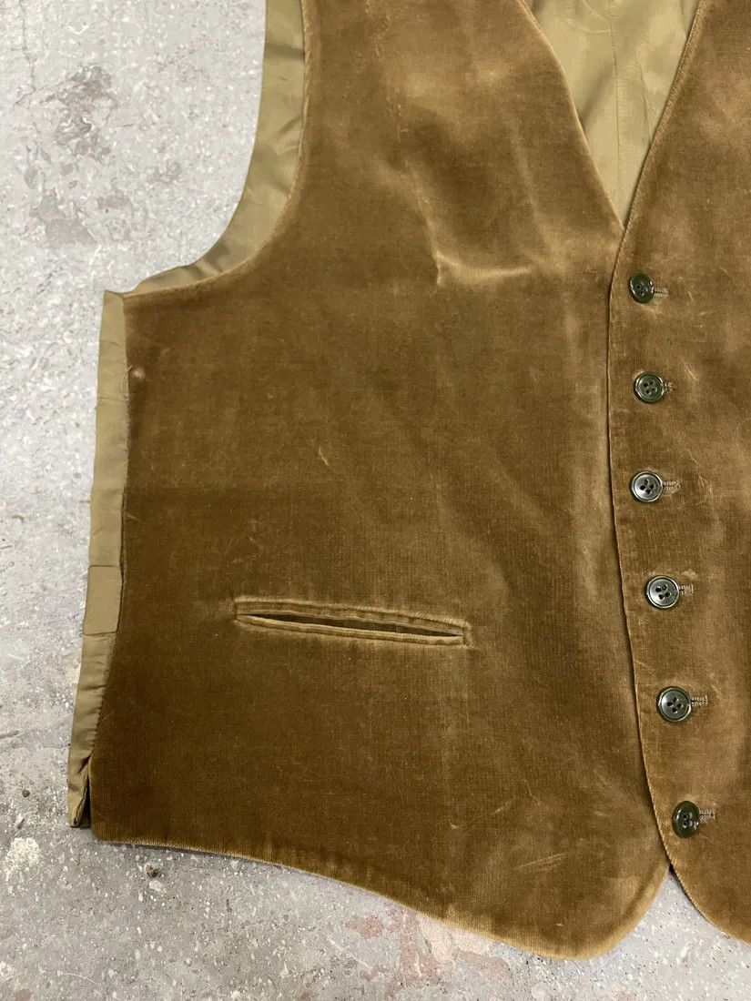 Emporio Armani × Vintage 1990s Emporio Armani Beige Velvet Vest Size US S / EU 44-46 / 1 - 6 Thumbnail