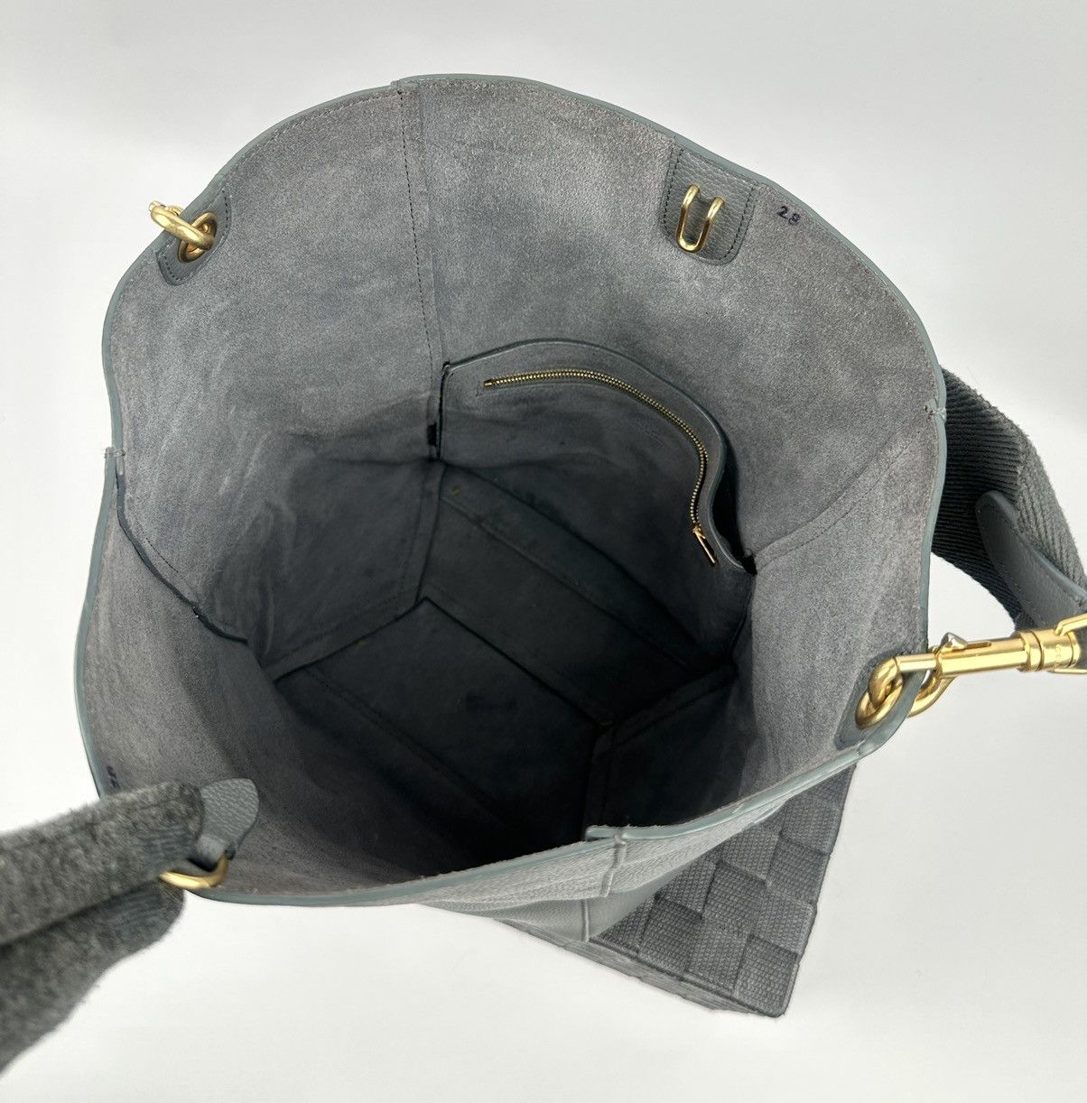 Celine Celine Seau Sangle Bucket Bag Grained Gray Size ONE SIZE - 7 Thumbnail