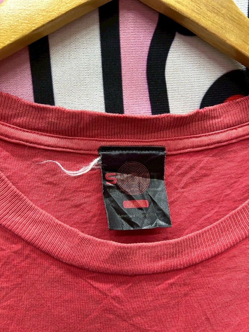 Band Tees Vintage 2000s Sugarcult Band tshirt size L Size US L / EU 52-54 / 3 - 5 Thumbnail