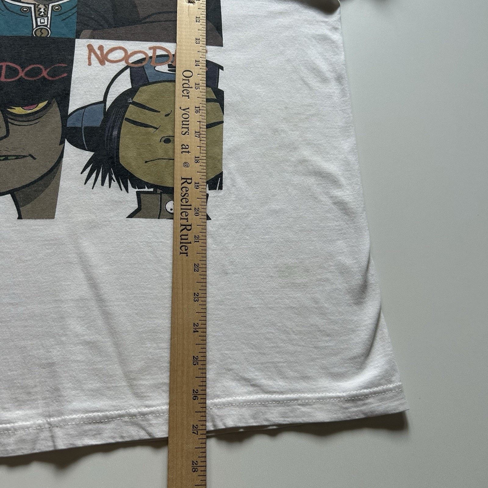 Band Tees Vintage Gorillaz T Shirt Band Tee Art Y2K Large White Rare Size US L / EU 52-54 / 3 - 4 Thumbnail