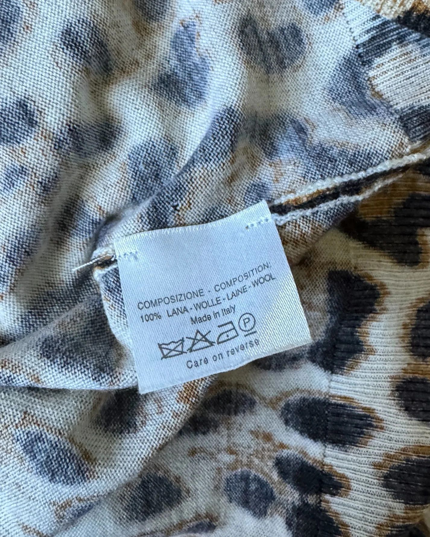 Tom Ford × Yves Saint Laurent Yves Saint Laurent by Tom Ford Leopard Knit Vest, SS 2002 Size S / US 4 / IT 40 - 7 Thumbnail